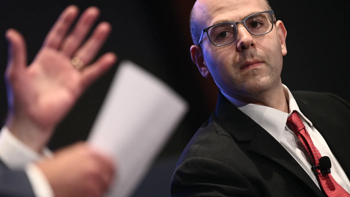 Trump nominates Stephen Miran for Fed vacancy