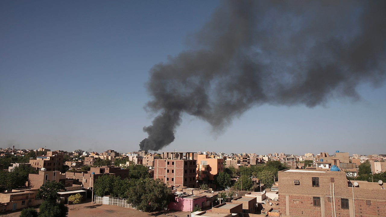 US criticized for leaving Americans behind during Sudan evacuation