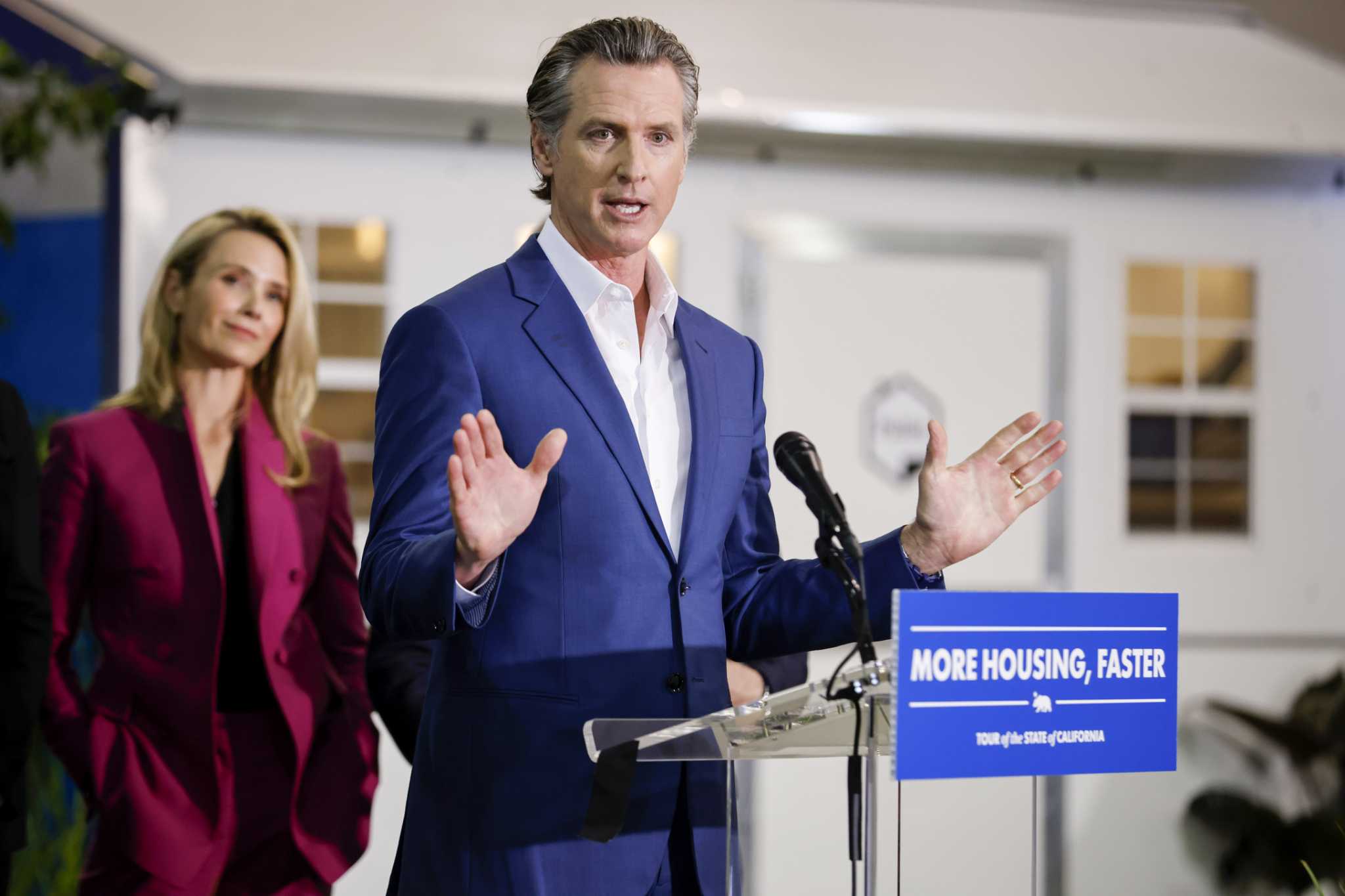 Newsom's Tiny Home Plan for Homelessness in California Receives Mixed Reactions