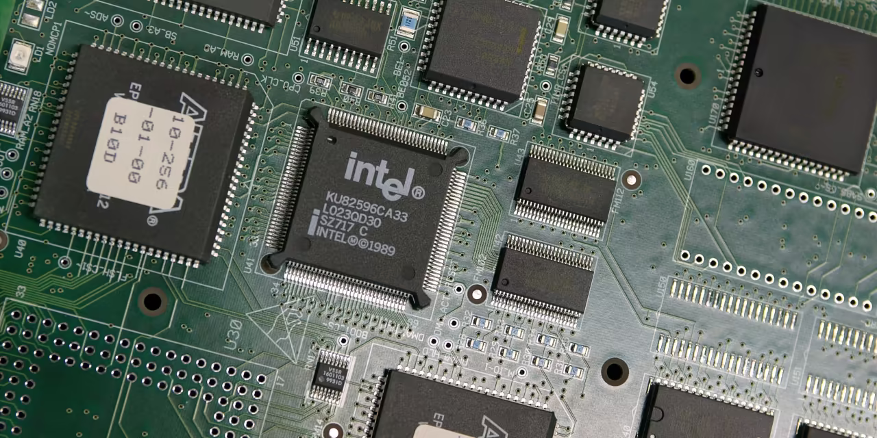 Featured image for Intel in Talks to Invest $10 Billion in Arm's IPO