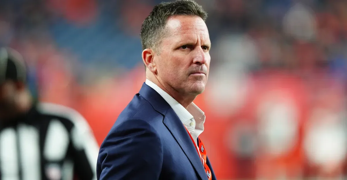 Broncos Bet Big on Jaylen Waddle in Aggressive Trade