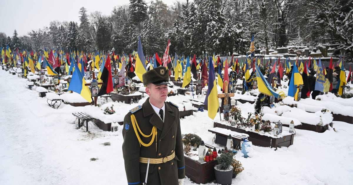 "Ukrainian President Zelenskyy: 31,000 Troops Killed in Russia's Invasion"