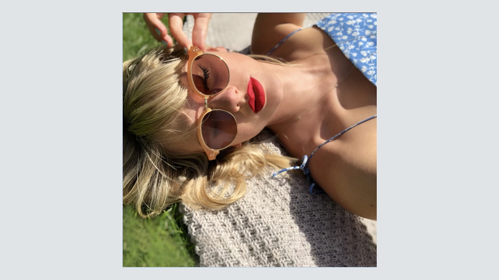 Featured image for Taylor Swift's "Cruel Summer" Tops Charts Four Years Later