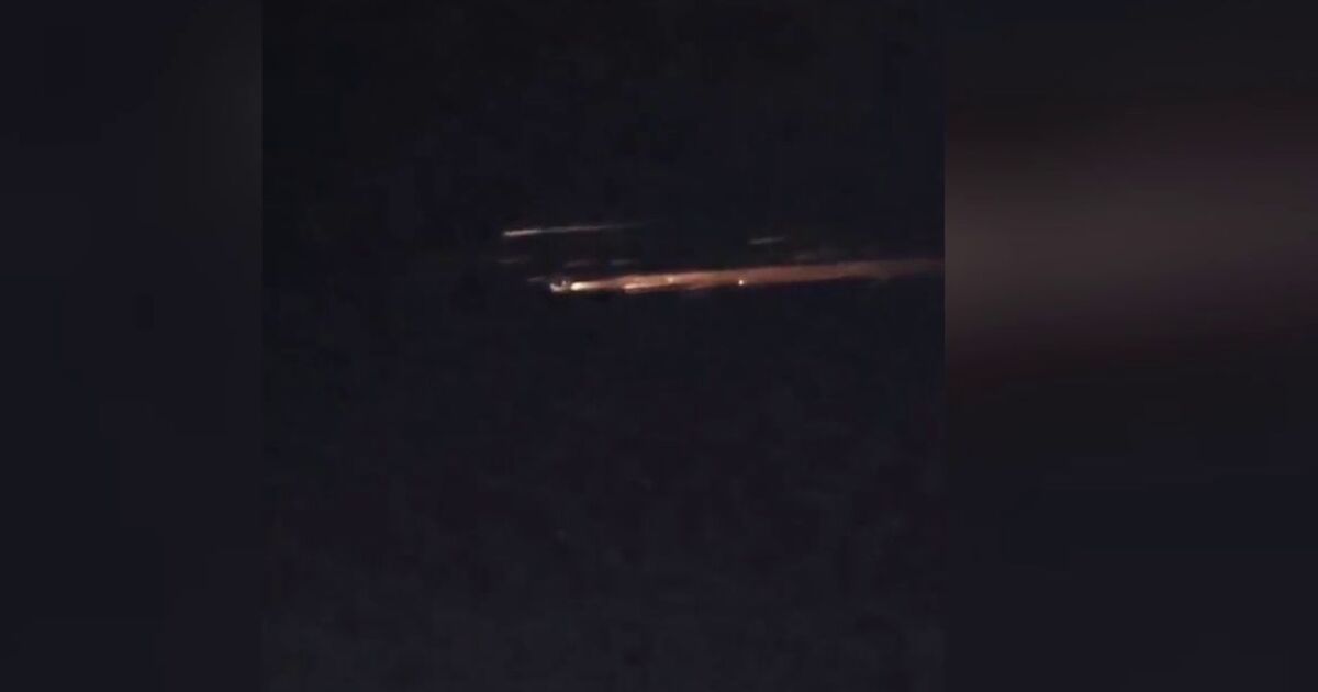 Featured image for Fireballs and Satellite Streaks Light Up the Pacific Northwest Sky