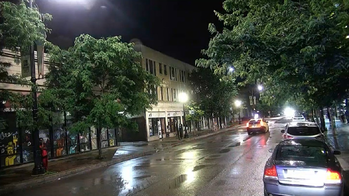 "Rogers Park Mass Shooting: 5 Wounded in Tragic Incident"