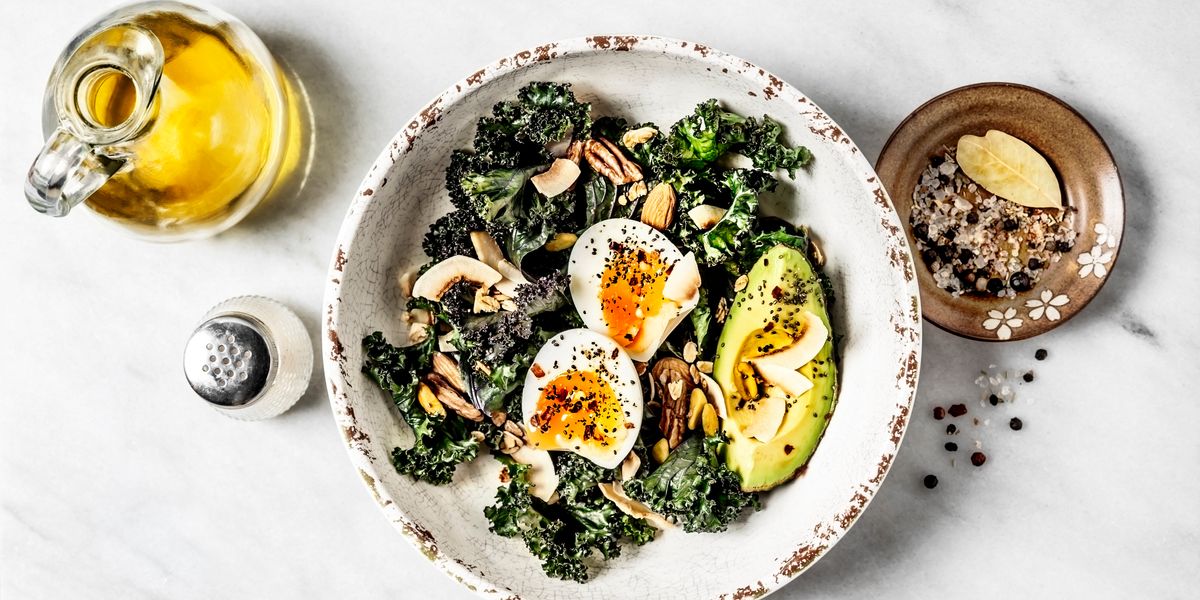 Navigating Nutritional Needs: Women's Dietary Changes in Their 40s