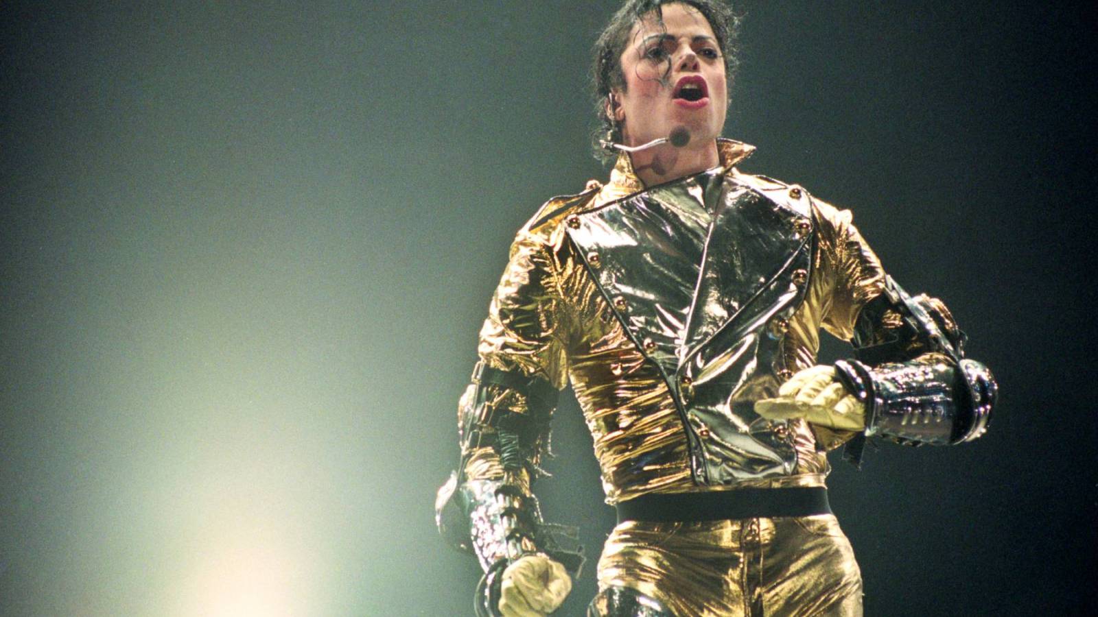 Featured image for Sony Acquires Michael Jackson's Catalog for Record $1.2 Billion