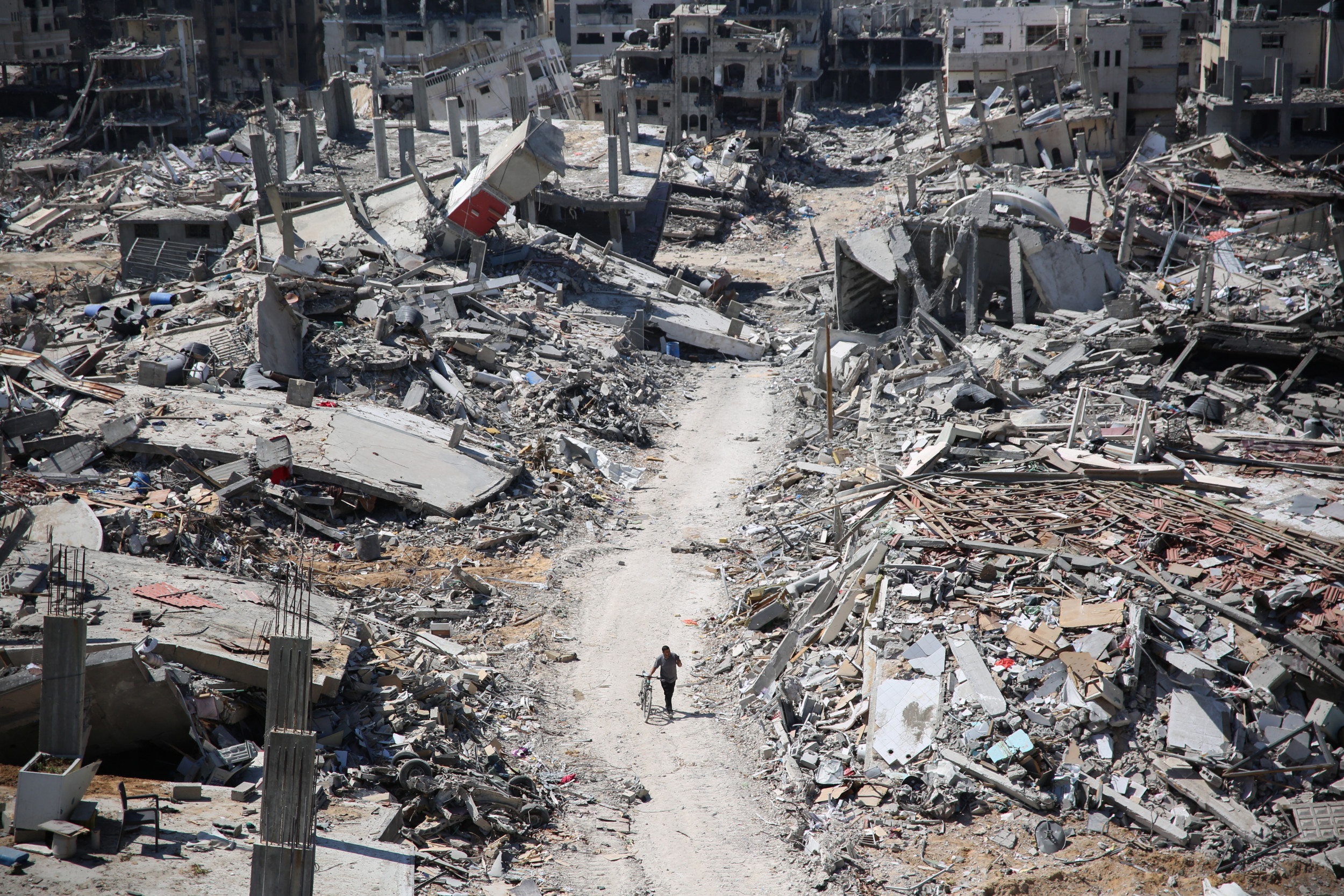 "Assessing Israel's Long-Term Costs and Victories in the Gaza Conflict"