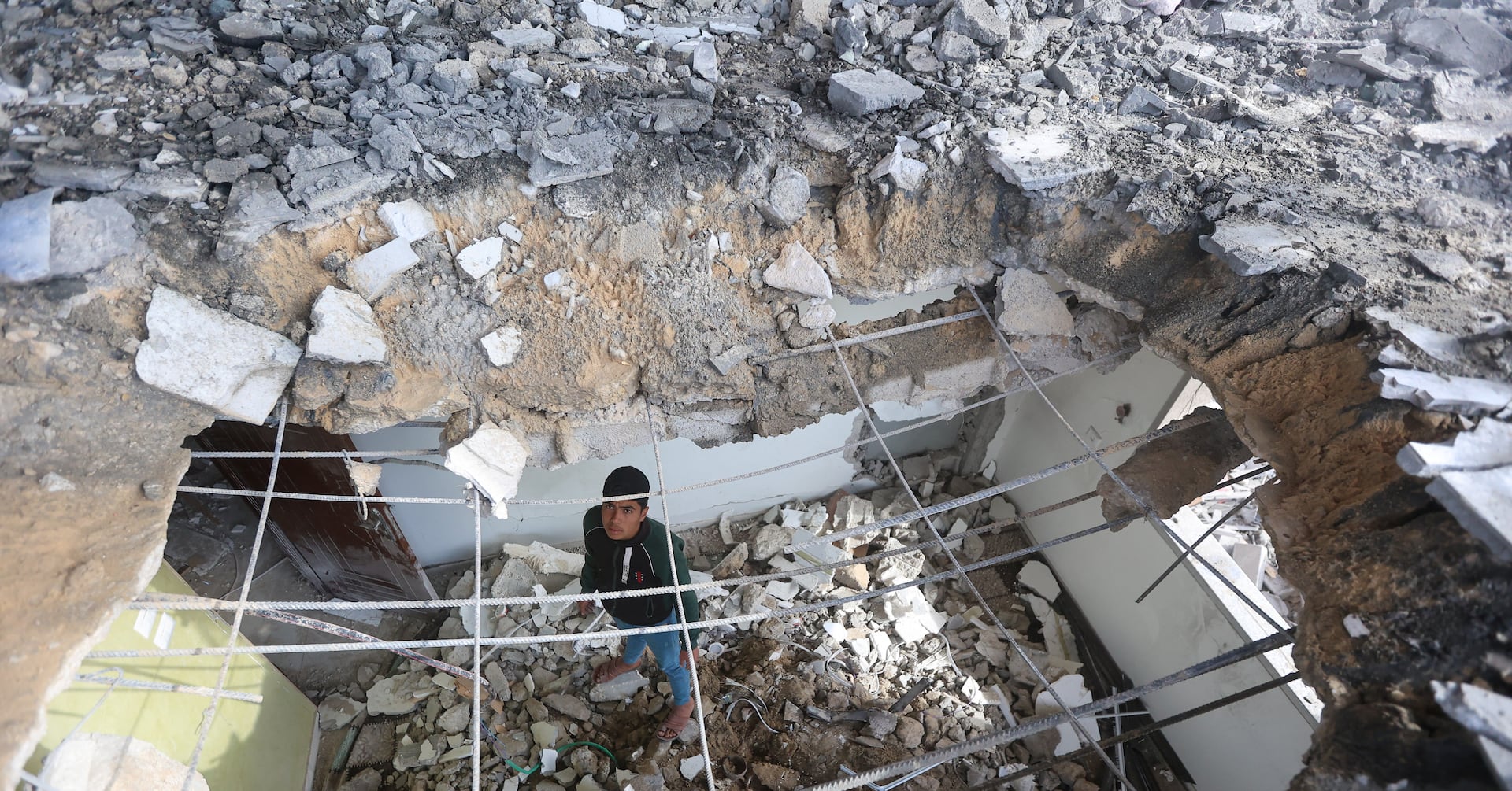 Featured image for "Netanyahu Asserts Israel's Independence in Rafah Operation Talks with Blinken"