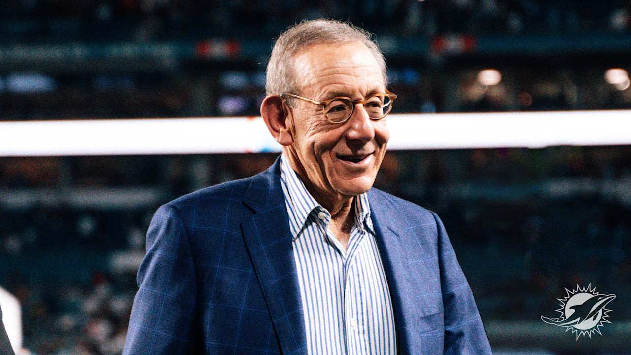 Featured image for Sports Stars and Private Equity Invest in NFL Teams