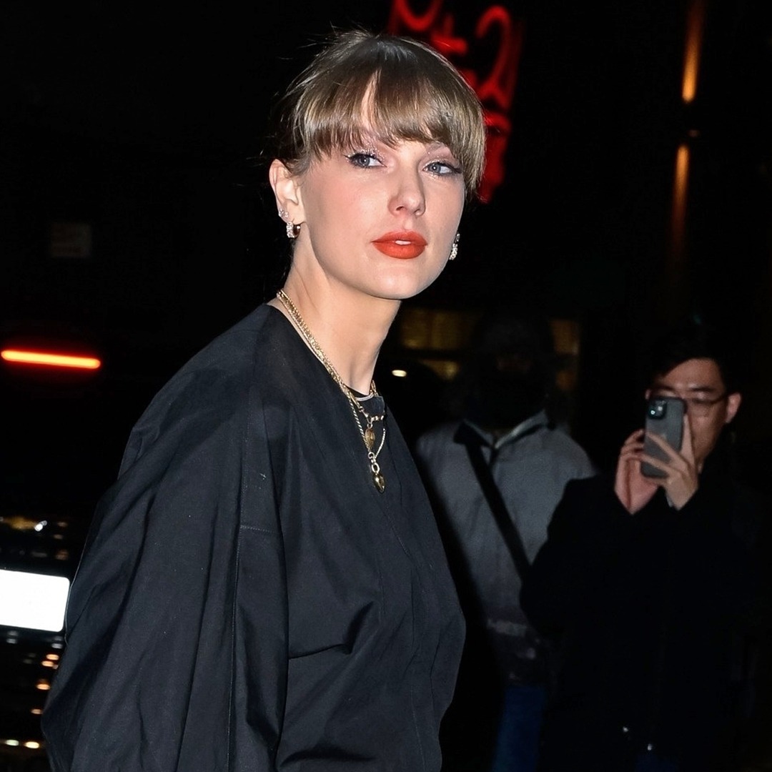 "Taylor Swift and Brittany Mahomes' Stylish Girls' Night Out in NYC"