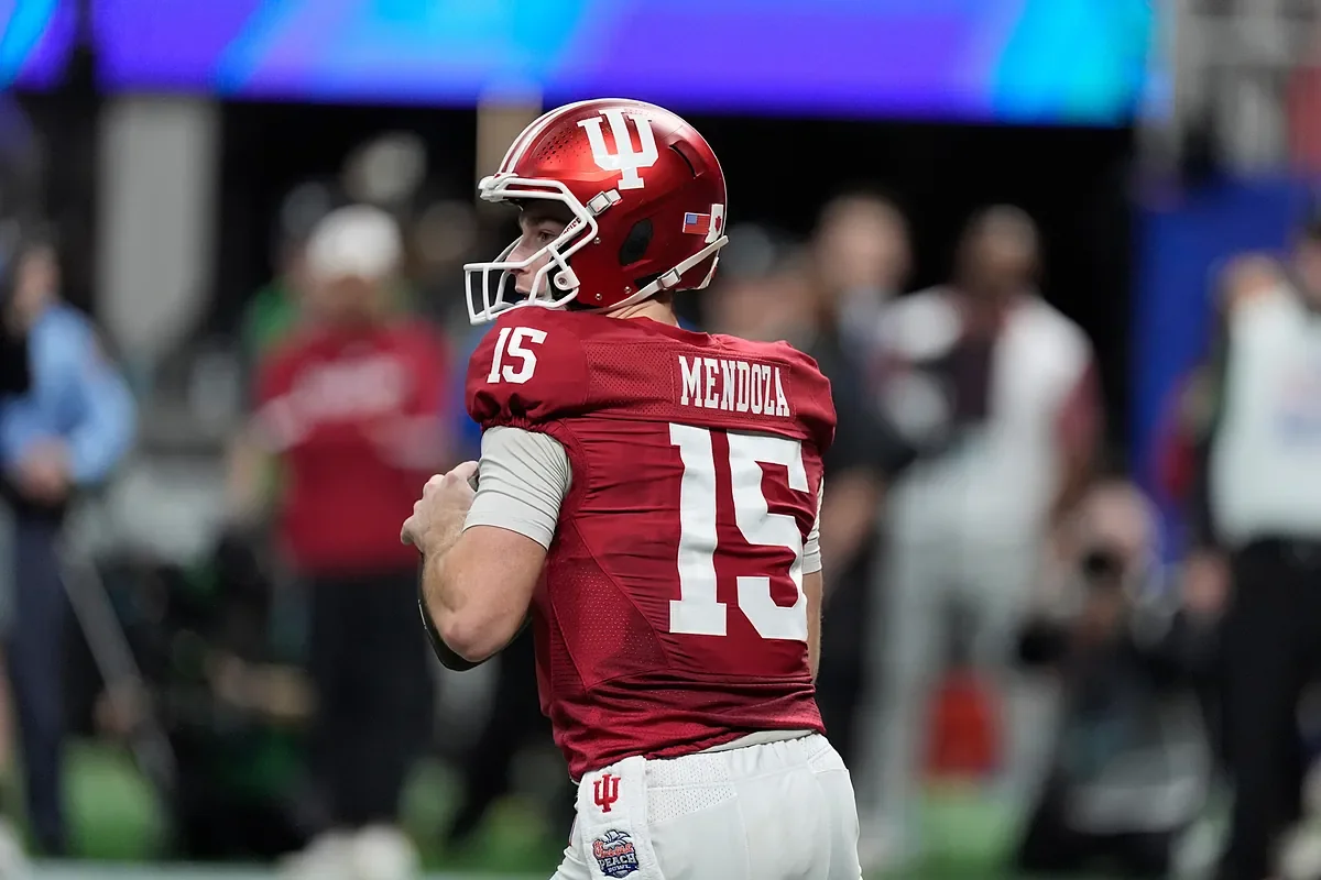 Mendoza Pitches 12-Personnel Blueprint for Raiders Ahead of NFL Draft