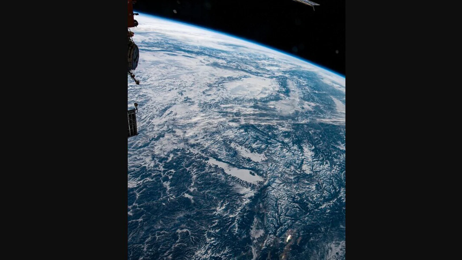 "Stunning Space Photography: Earth and Beyond Captured by Astronauts"
