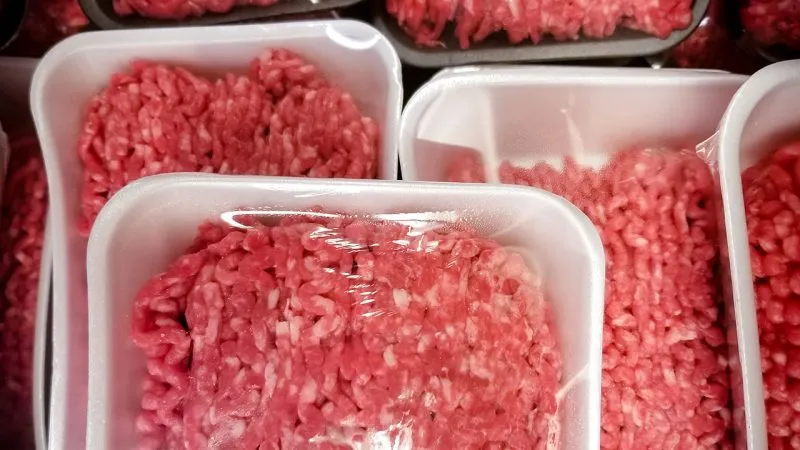 Featured image for Over 2,800 lbs. of Ground Beef Recalled Across Multiple States for E. coli Risk