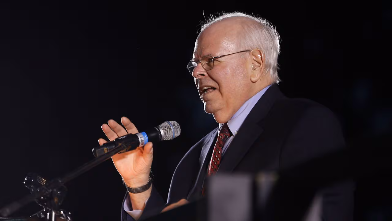 Featured image for Eli Gold Addresses Departure from Alabama Broadcast Team