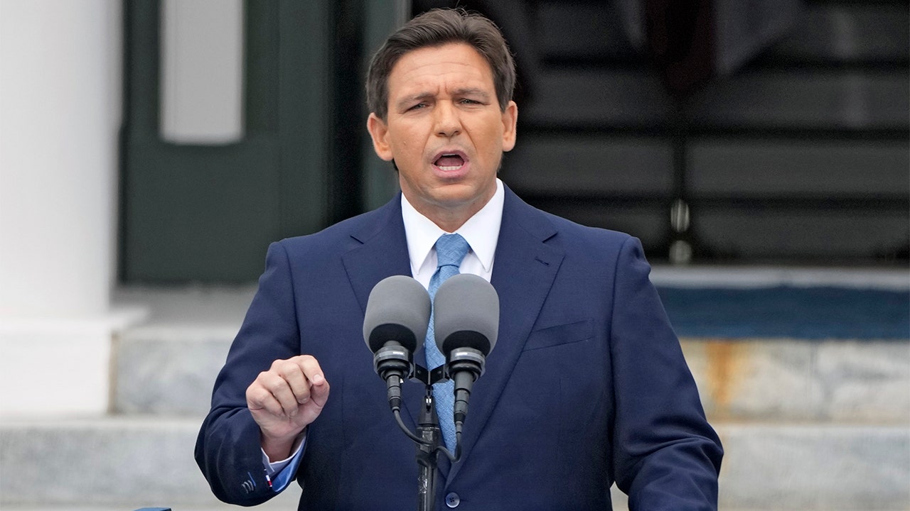 Featured image for DeSantis Takes Action Against Pro-Hamas Student Groups in Florida Universities