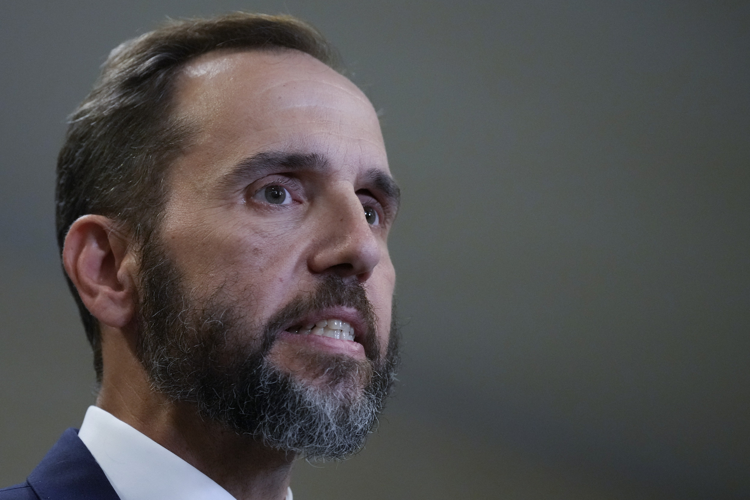 Featured image for Legal Experts Concerned About Judge Cannon's Ruling in Trump's Criminal Cases