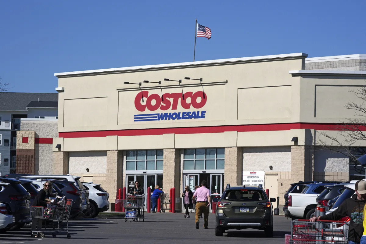 Featured image for "Costco's Surging Gold Bar Sales Spark Interest in Precious Metals"