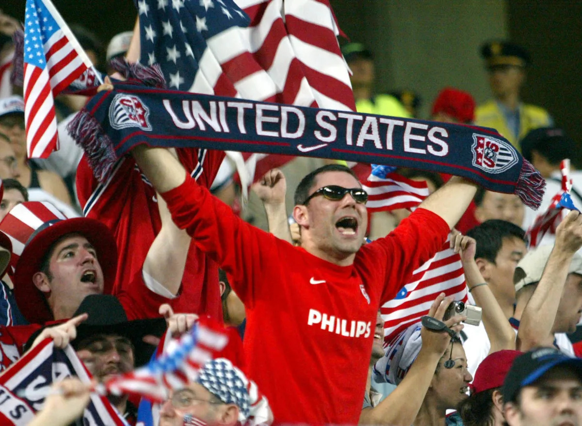 "US Consumer Confidence Soars to Highest Level in Years"