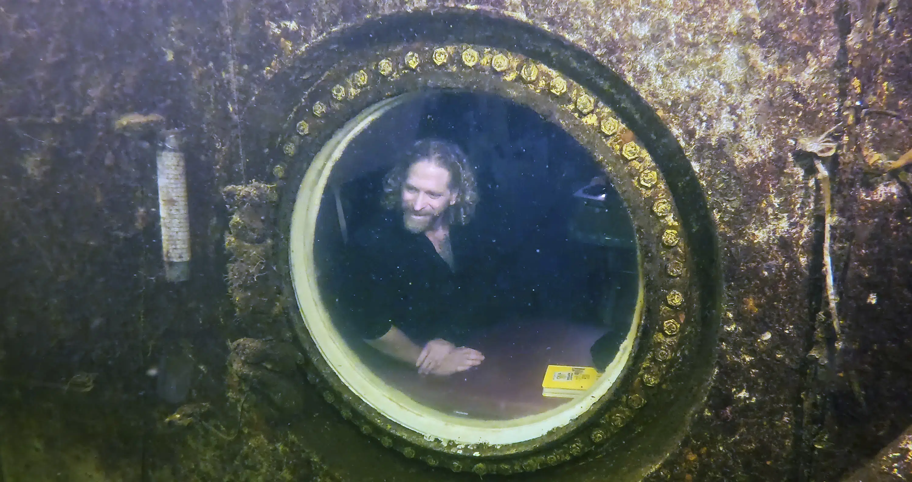 Florida Man Sets Record for Living Underwater in Submerged Habitat