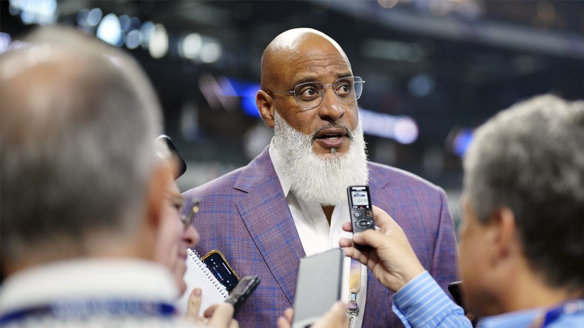 "MLBPA Chief Asserts A's Temporary Home Decision Amid Sacramento's Emergence as Front-Runner for 2025-27 Hosting"