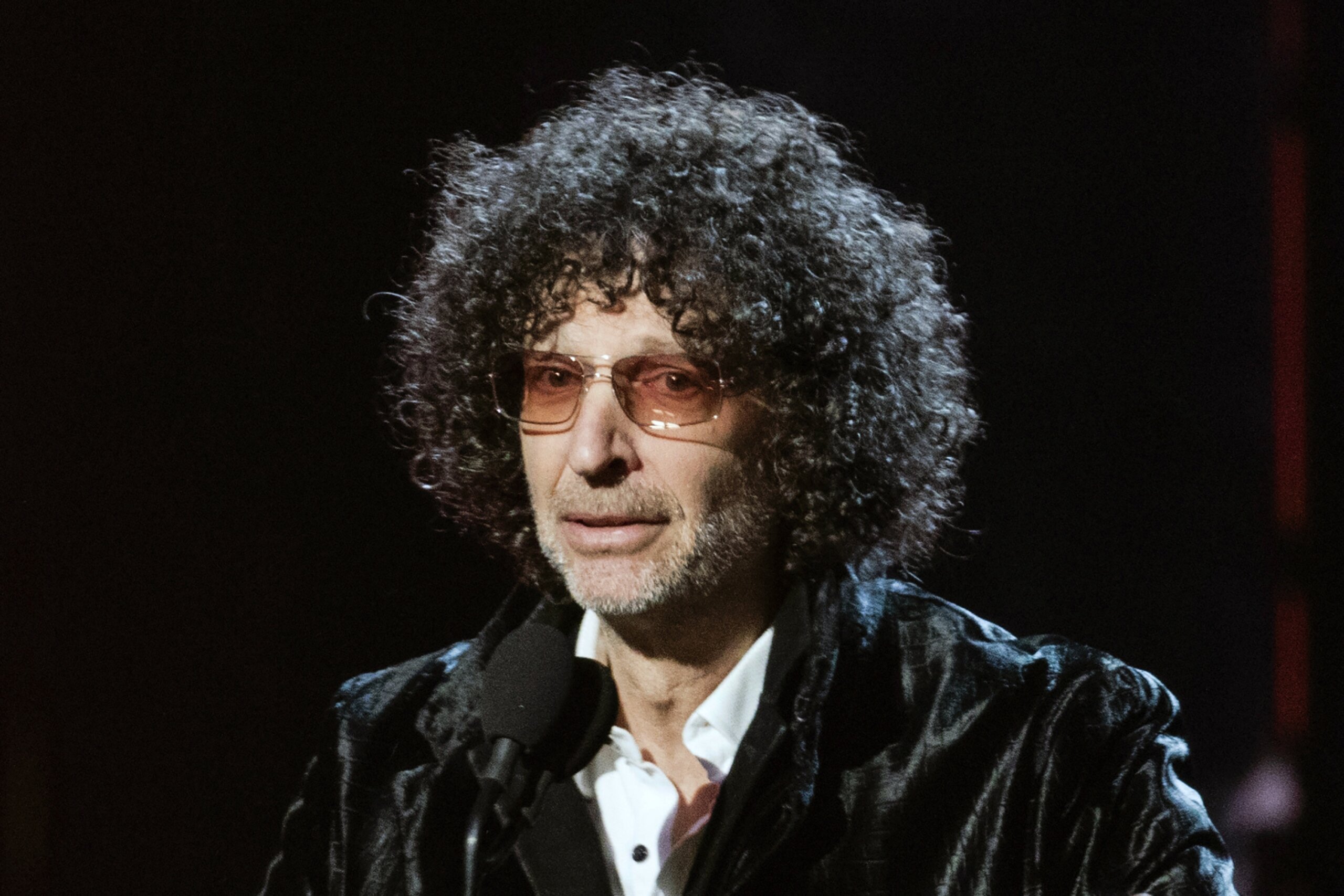 Featured image for Howard Stern Returns to SiriusXM Amid Prank and Audience Concerns