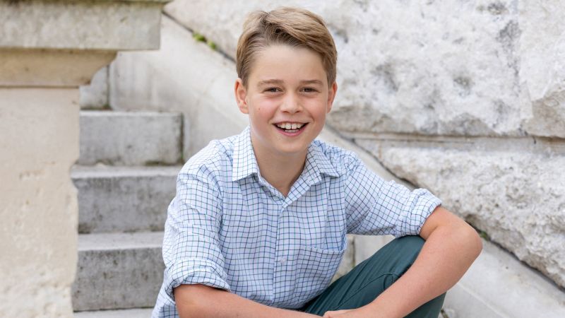 Featured image for Prince George's 10th Birthday Celebrated with New Portrait