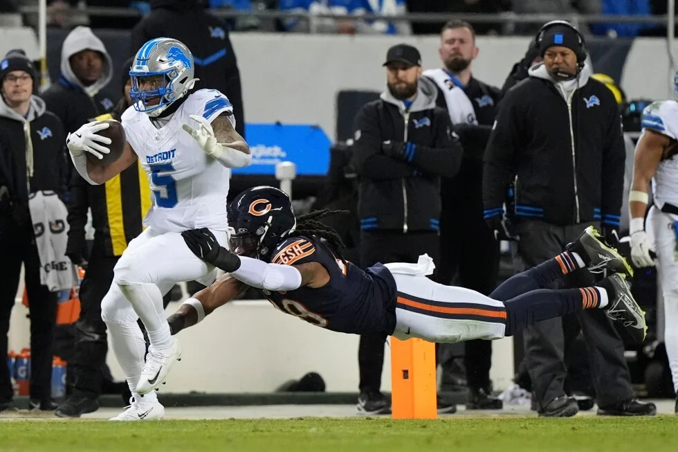 Texans land Lions running back David Montgomery in trade