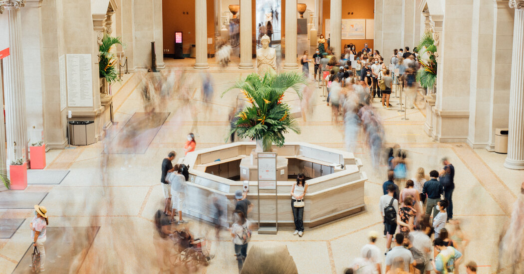 Featured image for Met Museum's Great Hall Store Transformed into Stunning Gallery