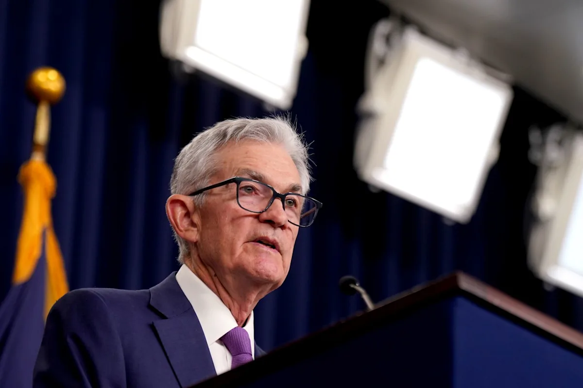 "Powell Cautions Against Hasty Rate Cuts in 60 Minutes Interview"