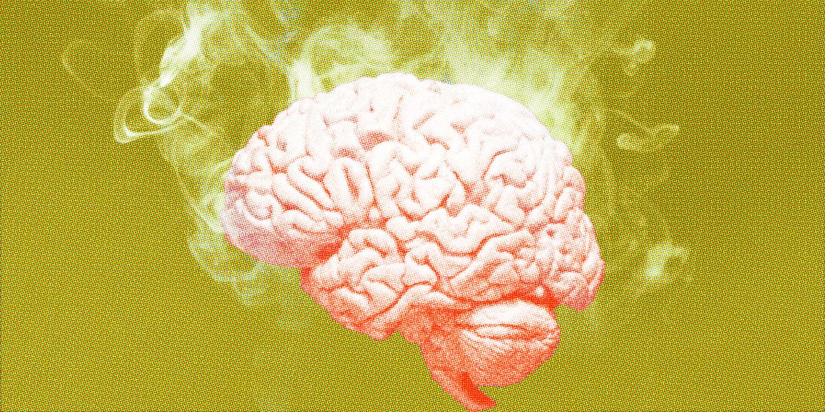 Featured image for Social Media's Growing Influence Raises Health Concerns