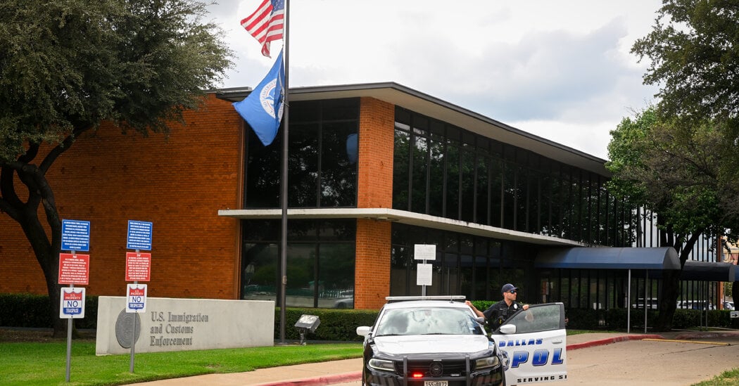 Featured image for Second Victim Dies in Dallas ICE Shooting, Advocacy Groups Confirm