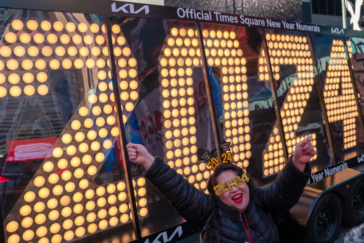 "2024 Trading Kicks Off: Key Takeaways from December's Jobs Report"