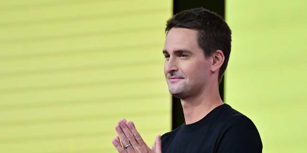 Snap's Struggles Continue: Stock Plunges on Revenue Miss and Lack of Growth