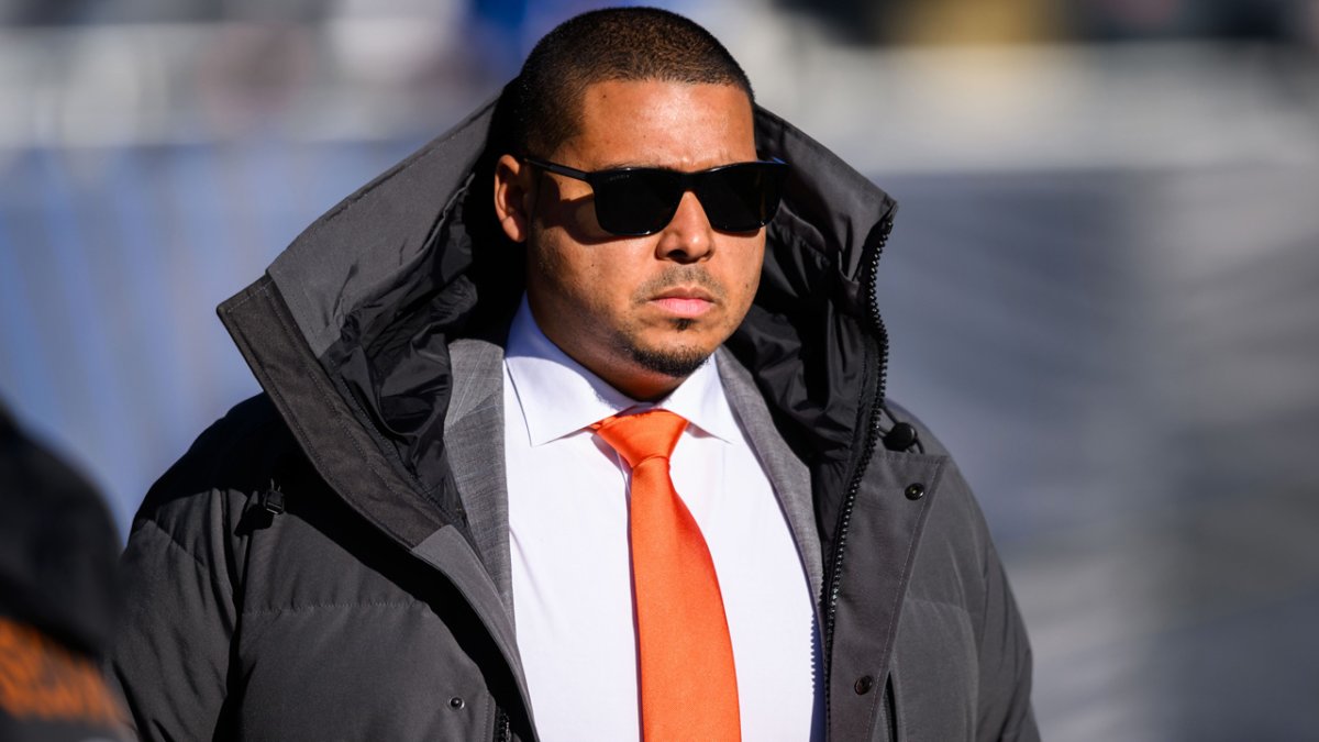 Featured image for "Franchise-Altering Decision: Evaluating the No. 1 Draft Pick and QB Prospects"