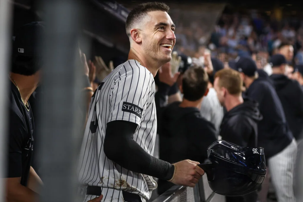 Bellinger Back in Bronx on Record-Setting 5-Year Deal