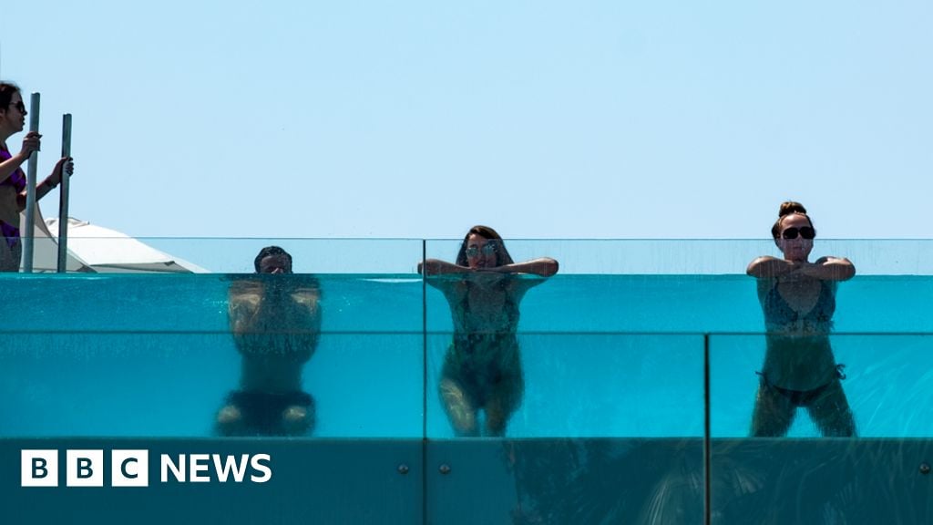 Featured image for Topless Bathing Allowed in Catalan Swimming Pools.
