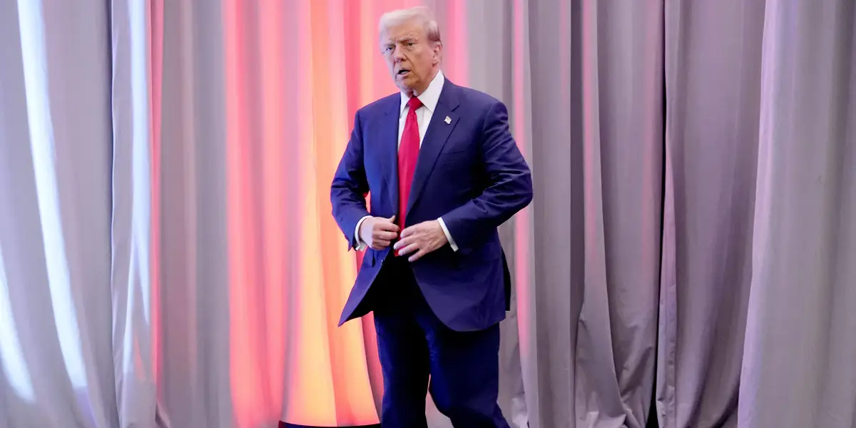 Trump Warns BRICS of 100% Tariffs Over Dollar Dispute