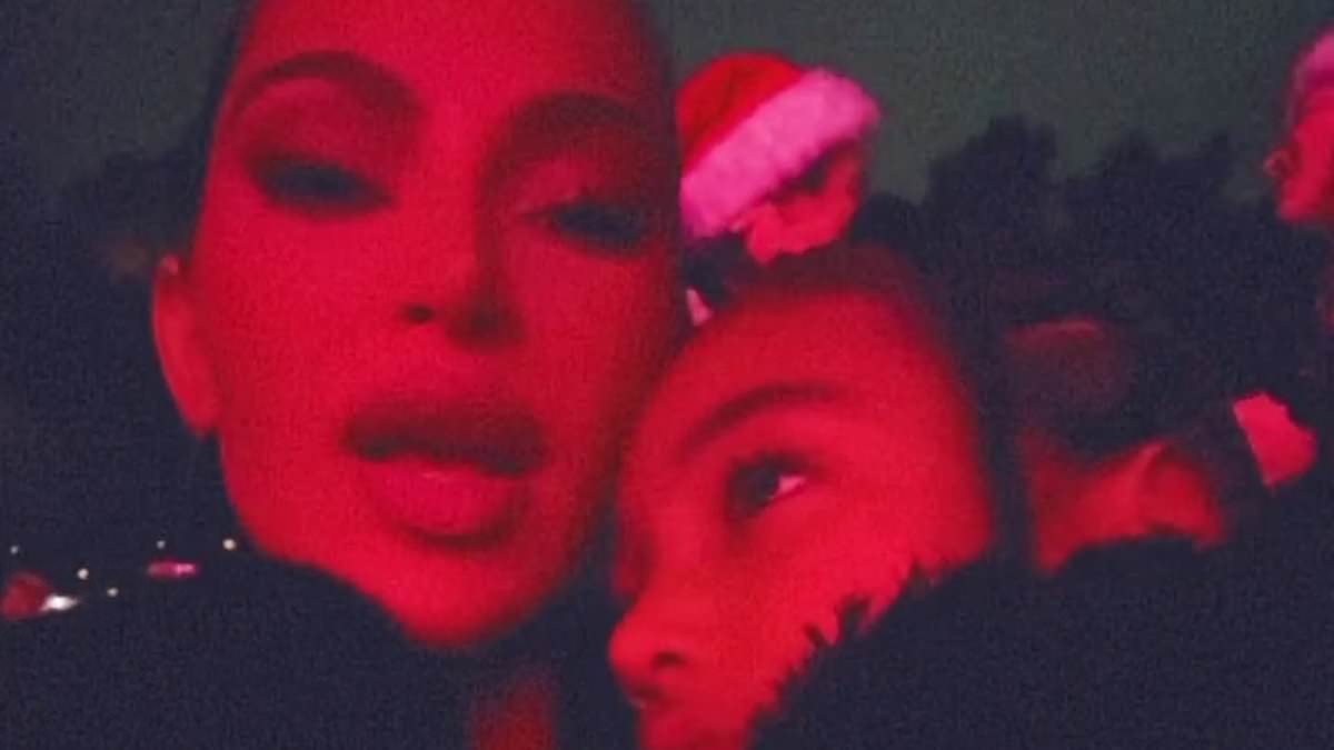 Featured image for Kim Kardashian and Daughters Attend Mariah Carey's Holiday Concert