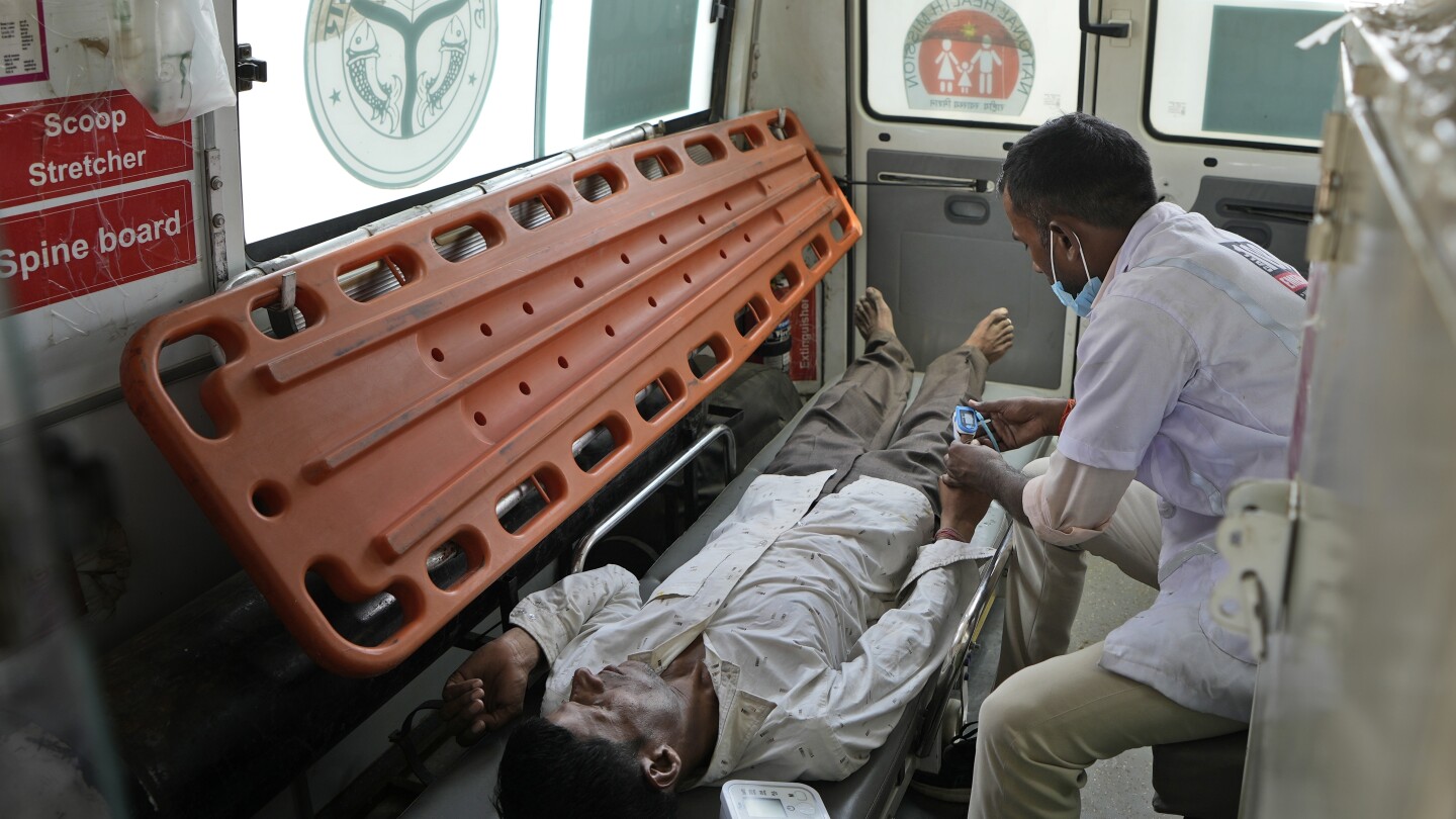"Rural India's Deadly Summer Heat: Ambulance Crews Witness the Toll"