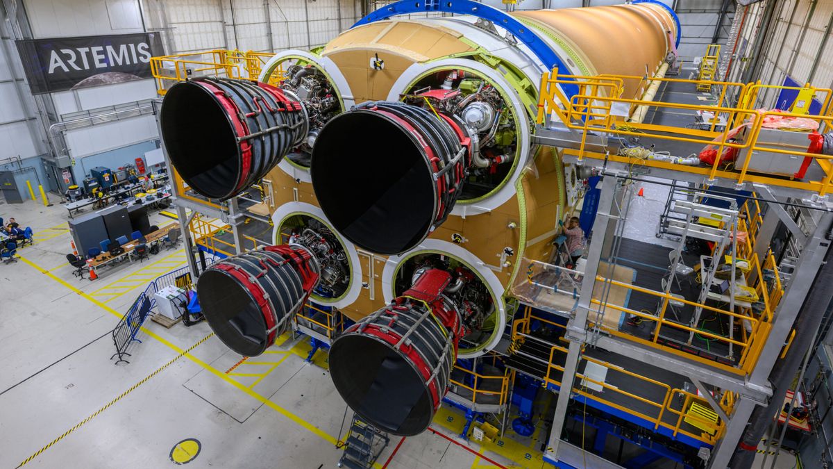 NASA Overcomes Welding Issues, Progresses with Artemis 2 Moon Rocket Assembly