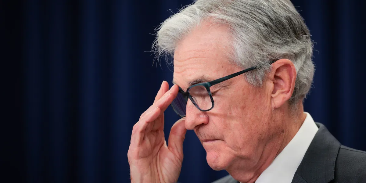 Trump Presses Fed to Take Control and Cut Rates Amid Powell Tensions