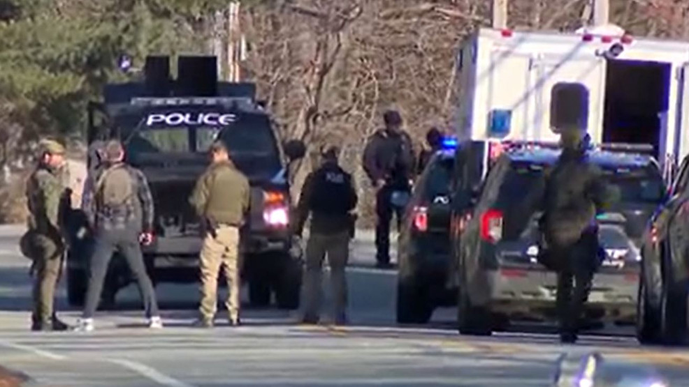 Police Standoff Forces Closure of Allen Ave. in Portland