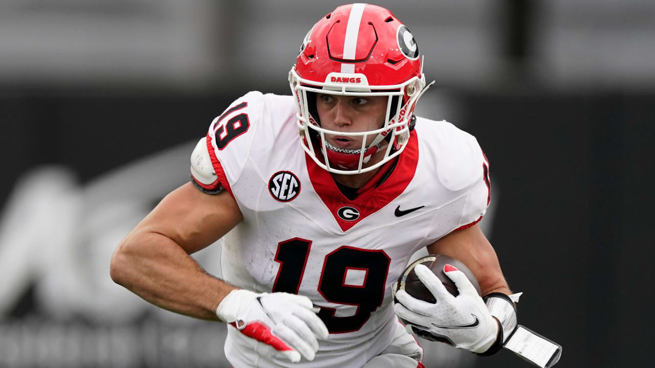 "2024 NFL Mock Draft: Trades, Top QB Picks, and Offensive Dominance"