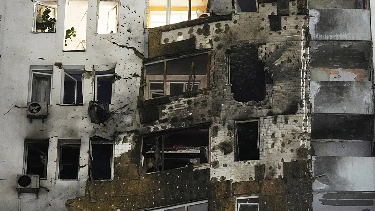 Featured image for Western nations condemn Russia's use of nuclear-capable missiles in Ukraine