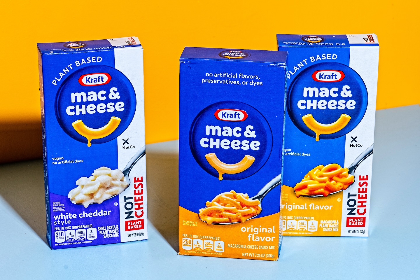 Featured image for Kraft Heinz to eliminate artificial dyes from all US products by 2027