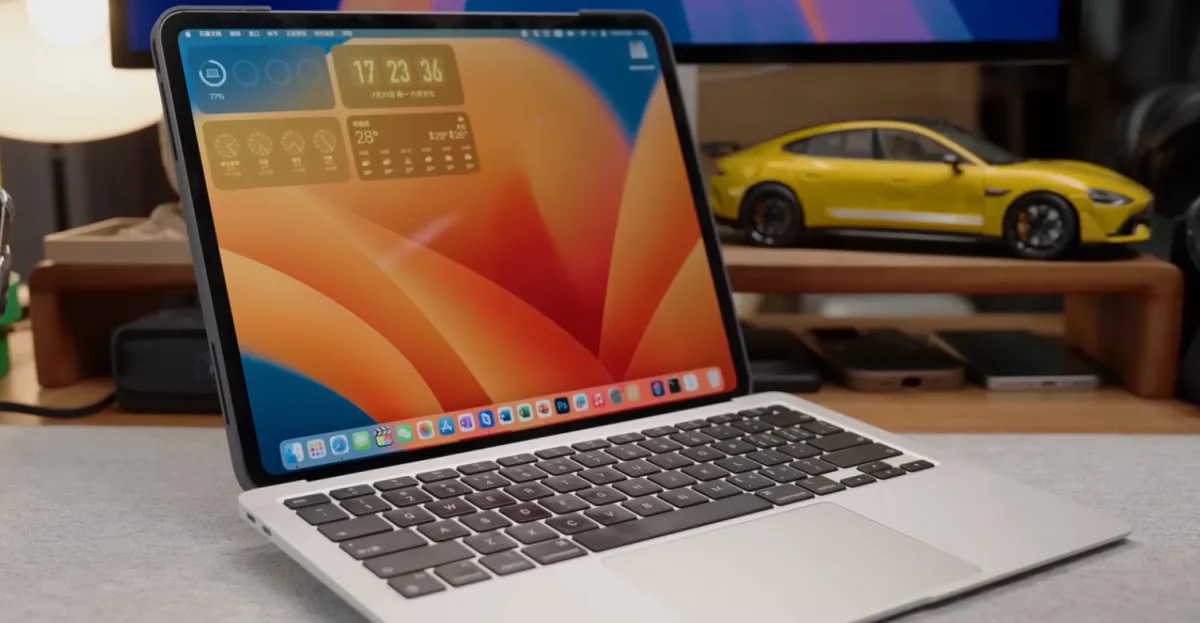 Innovative iPad-MacBook Hybrid Shows What Apple Won't Offer