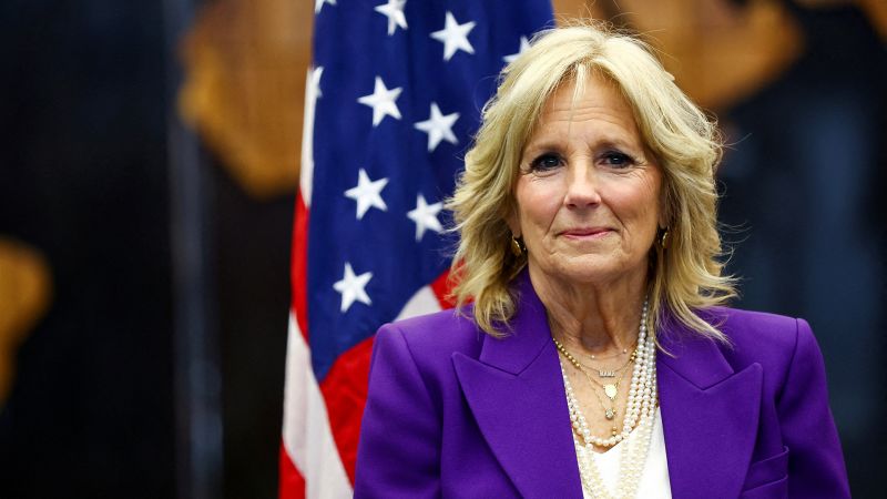 Featured image for First Lady Jill Biden Contracts Covid-19