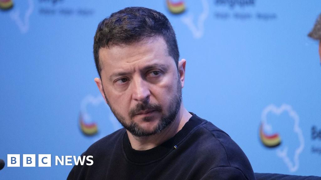 Zelensky Urges Biden to Attend Swiss Peace Summit, Warns of Putin's Approval if Absent