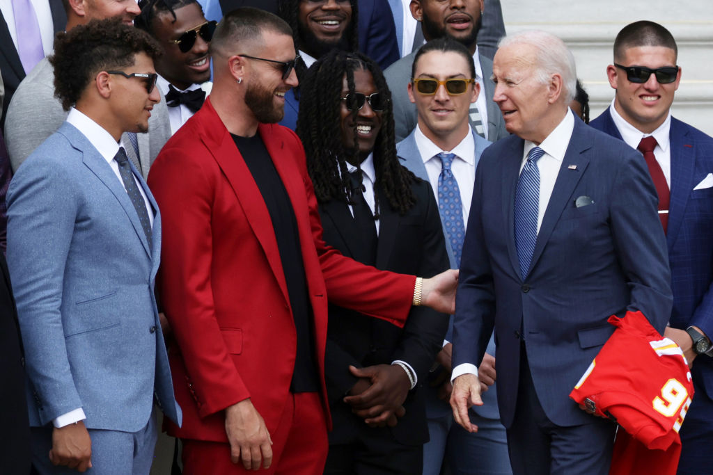 Travis Kelce's Unspoken Words at the White House